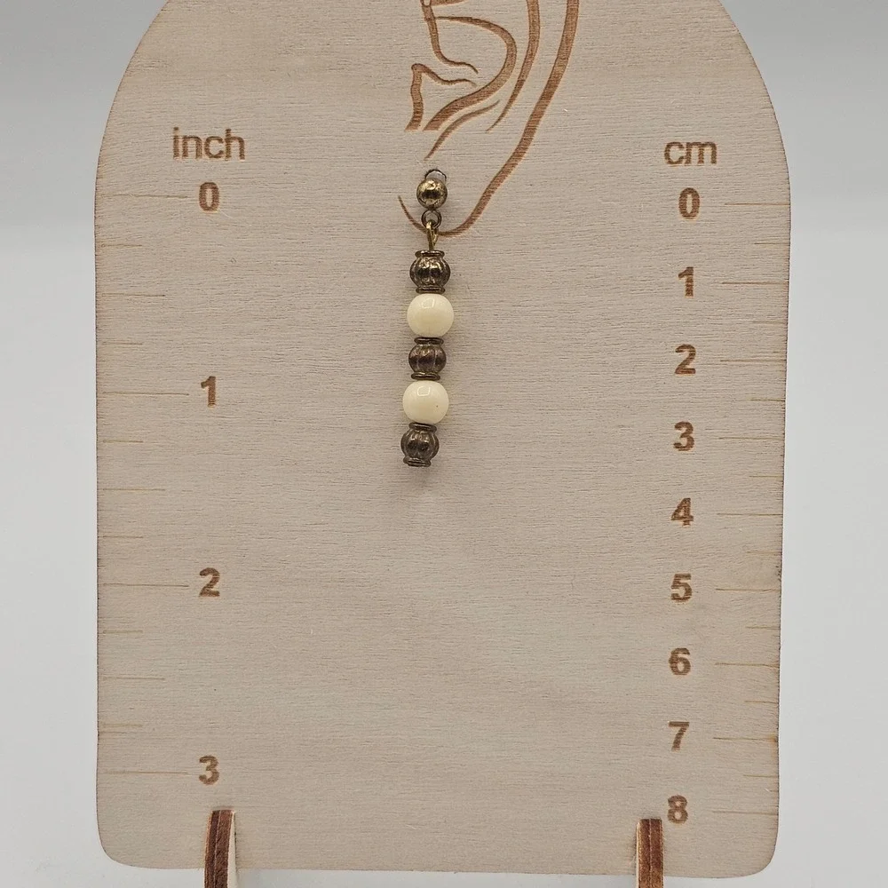 Vintage‎ Beaded Dangle Earrings Cream Gold Tone Boho Drop 1.25